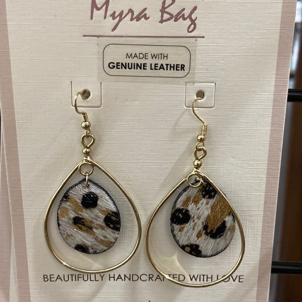 Genuine leather nano earrings